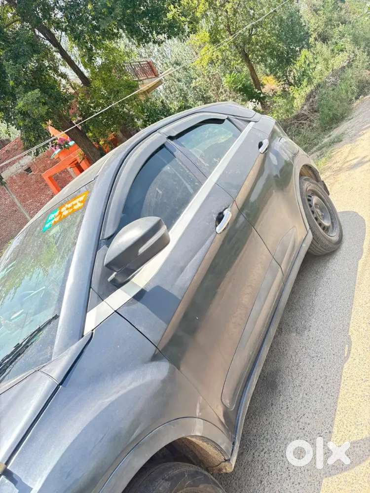 Tata Nexon 2019 Diesel 122000 Km Driven