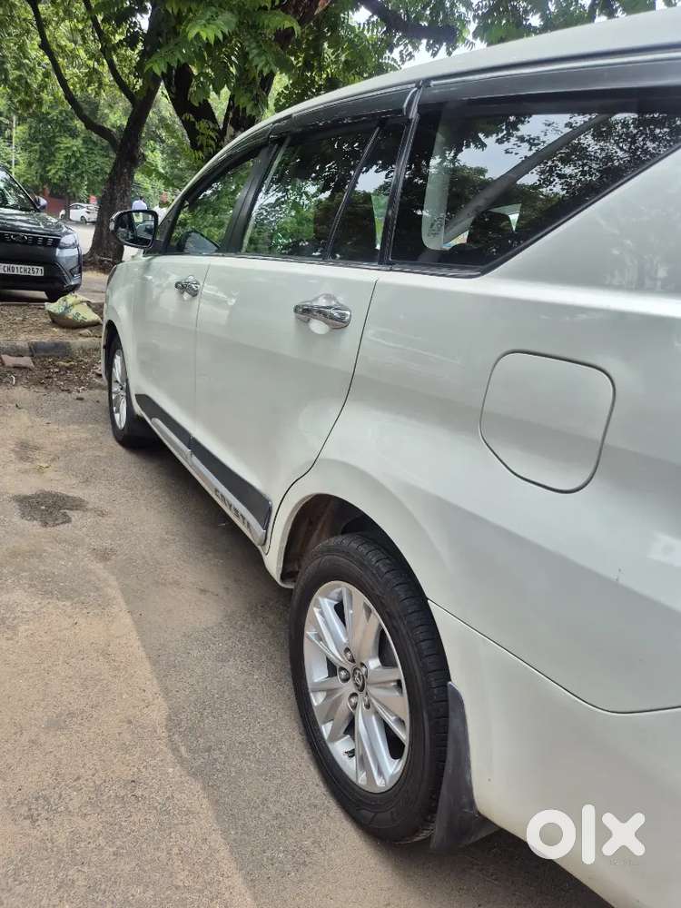 Toyota Innova Crysta 2016 Diesel Auto