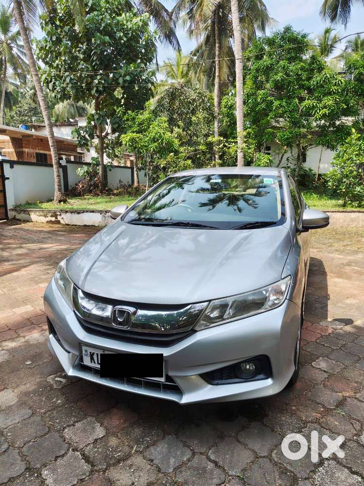 Honda City V (manual) 2014
