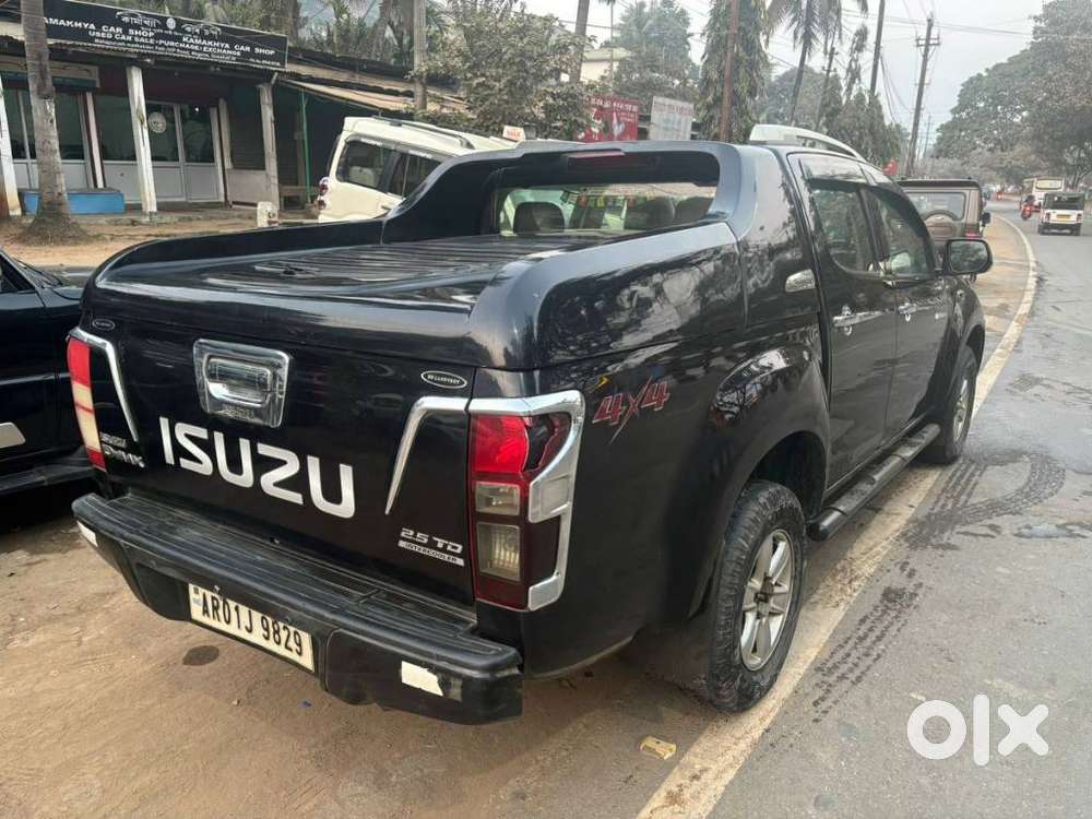Isuzu D-max V-cross Z 4x4 Mt, 2017, Diesel