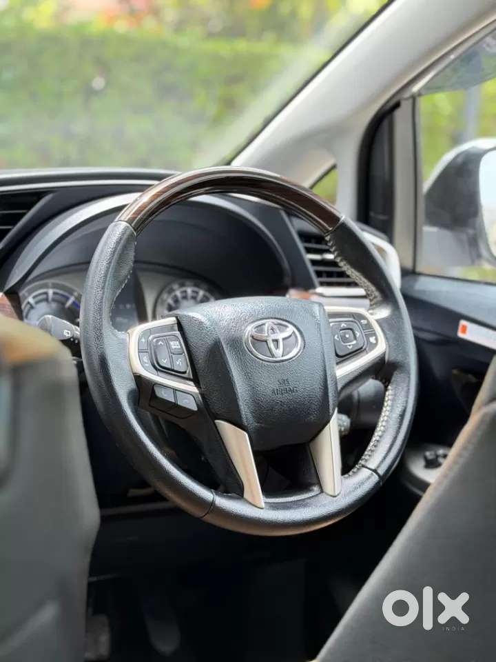 Toyota Innova Crysta, 2025, Diesel