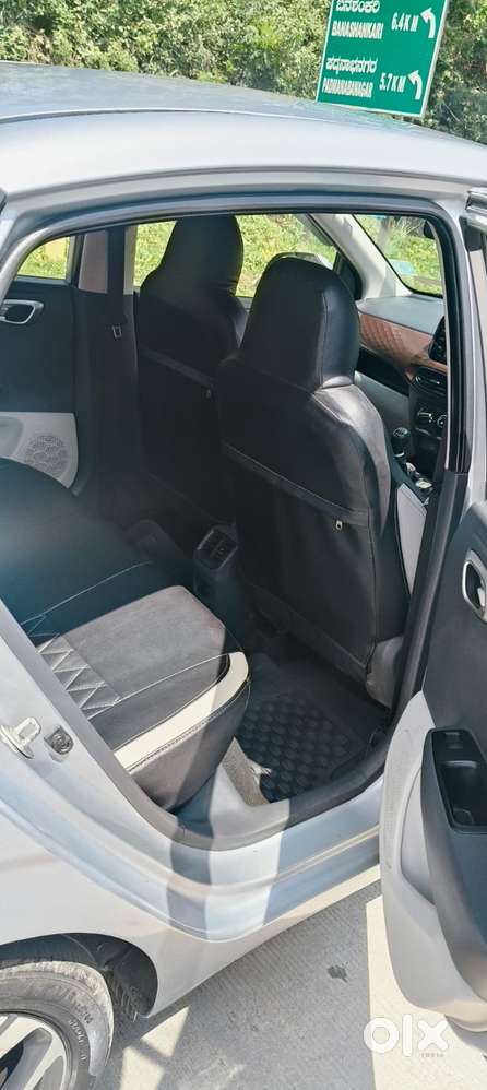 Hyundai Aura Sx (o) Crdi Manual, 2024, Cng & Hybrids