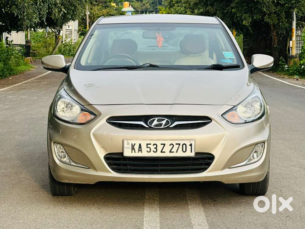 Hyundai Verna Fluidic 1.6 Vtvt Sx, 2011, Petrol