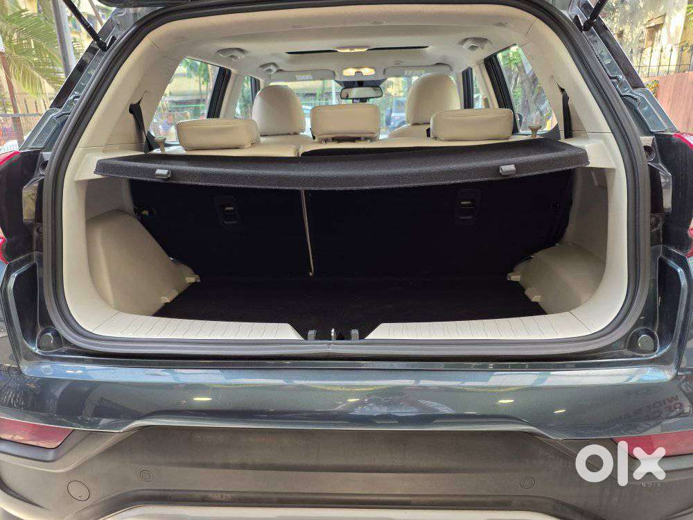 Mahindra Xuv300 W8 Option Diesel, 2022, Diesel