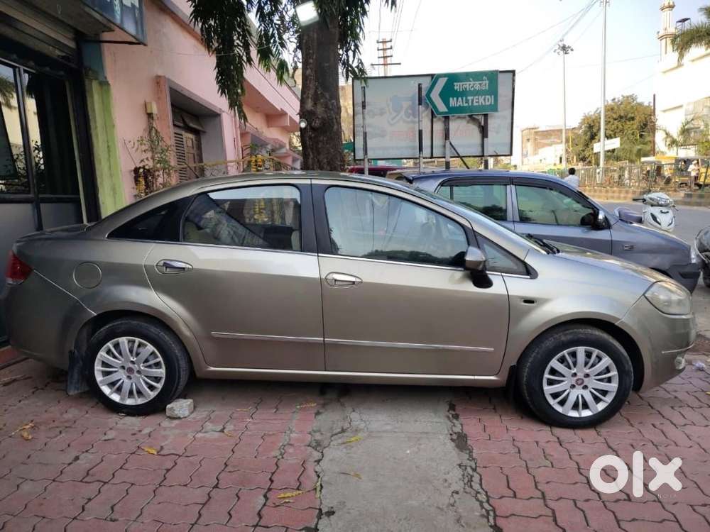 Fiat Linea Emotion 2011