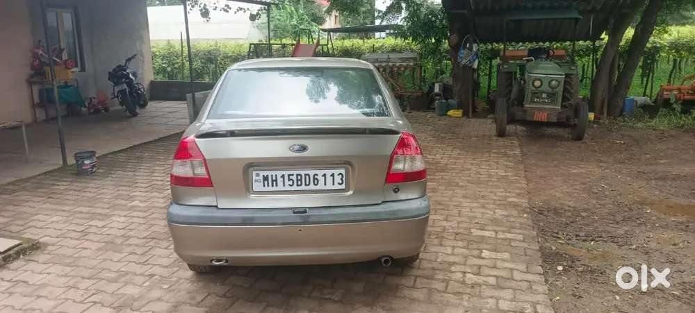 Ford Ikon Petrol 2005