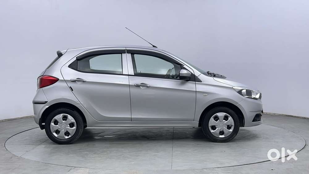 Tata Tiago 1.2 Revotron Xt, 2018, Petrol