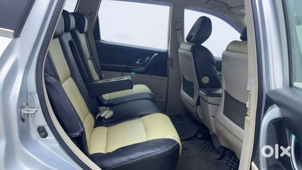 Mahindra Xuv500 W6 1.99 Mhawk, 2017, Diesel