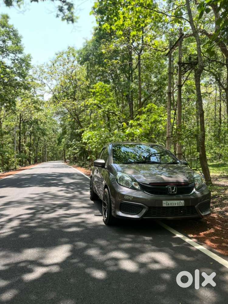 Honda Brio 2015 Petrol Well Maintained