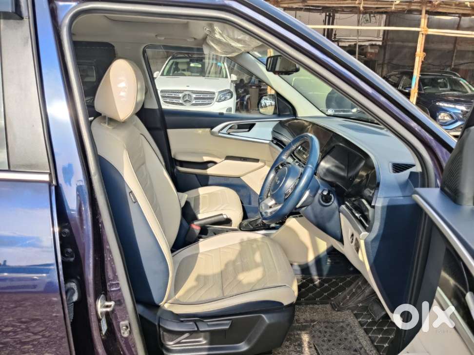 Kia Carens 1.5 Luxury Plus Turbo Dct, 2023, Petrol