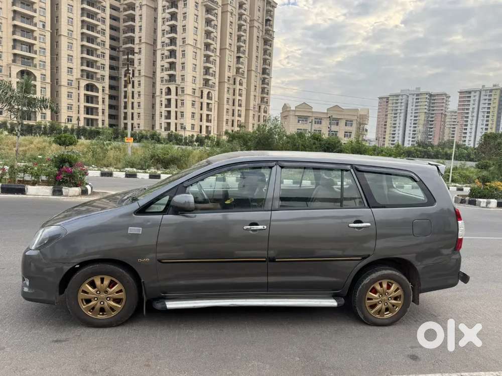 Toyota Innova V Version 2009 Petrol
