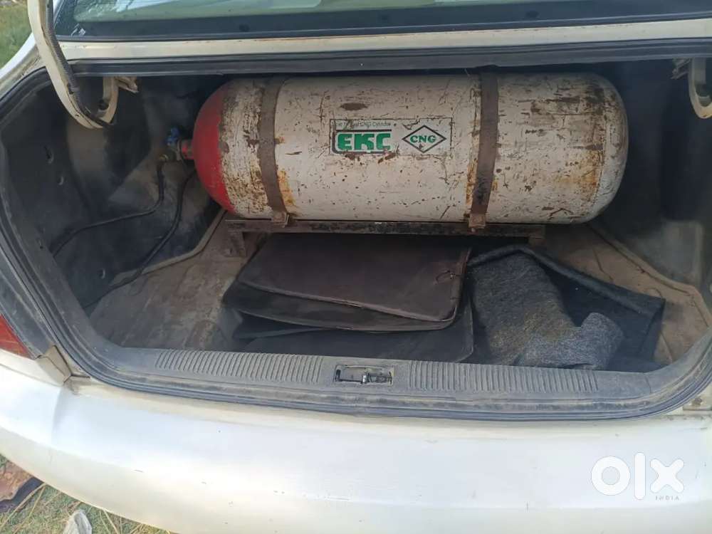 Hyundai Accent 2010 +2031 Tak Vailid Hai  Cng On Pepar Hai
