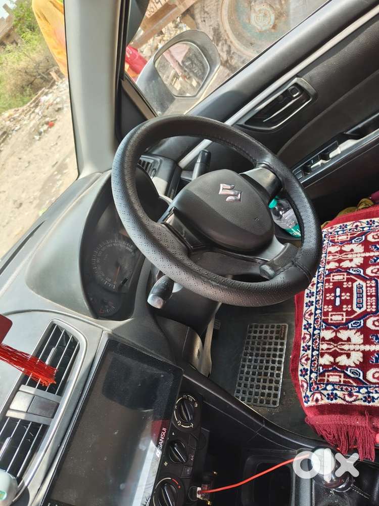 Maruti Suzuki Swift Manual 2nd Owner 2013