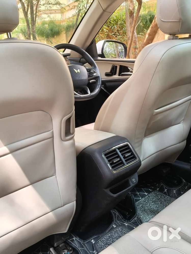 Mahindra Xuv700 2.2 Ax 7 Diesel Mt Str, 2024, Diesel
