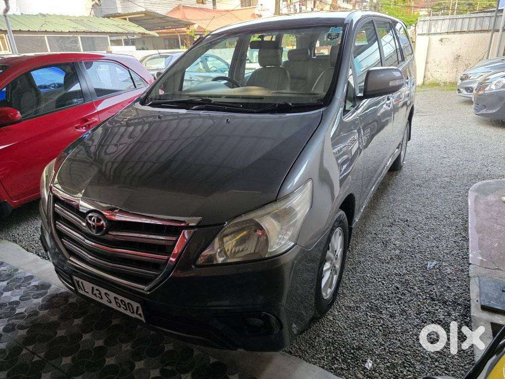 Toyota Innova 2.5 V 7 Str, 2014, Diesel
