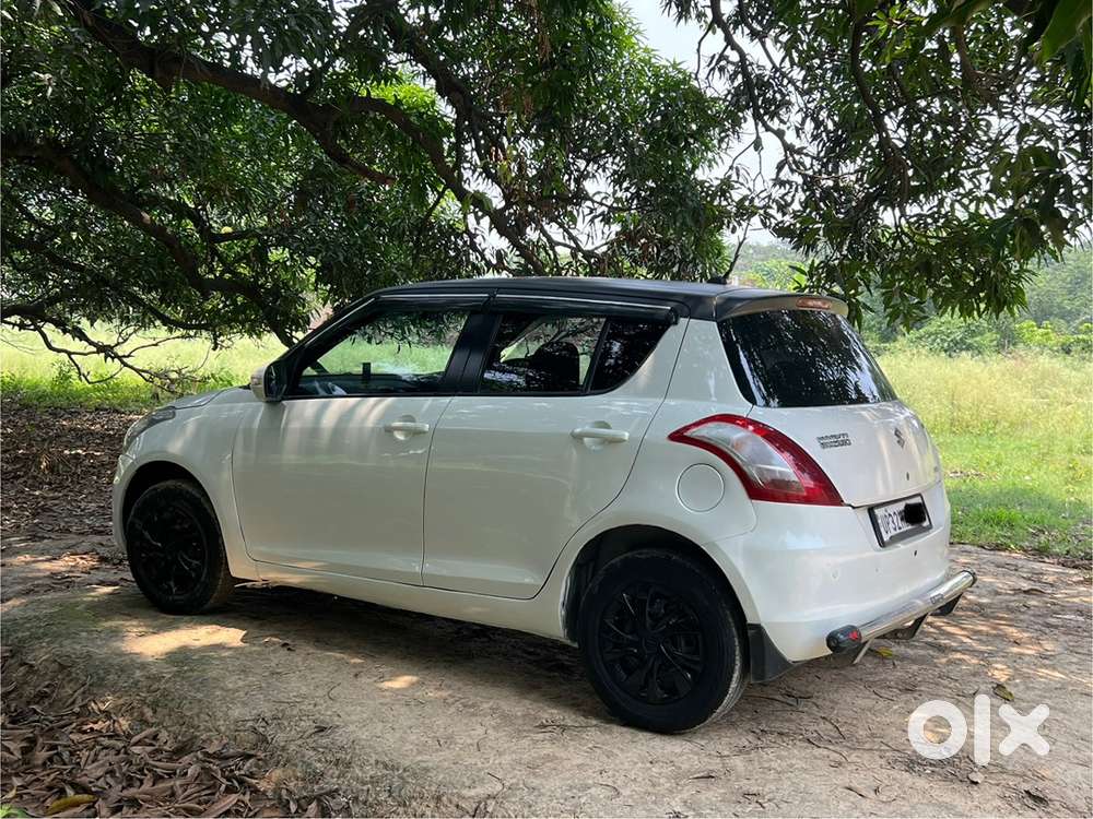 Maruti Suzuki Swift 2017 Diesel 130000 Km Driven