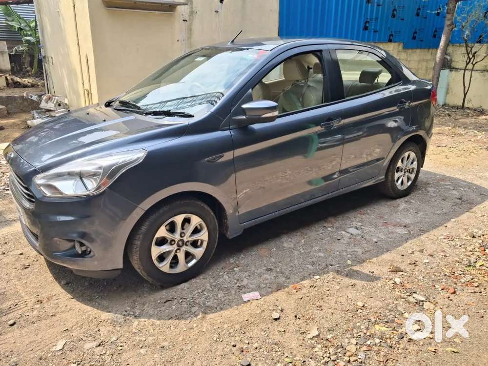 Ford Figo Aspire Titanium Petrol
