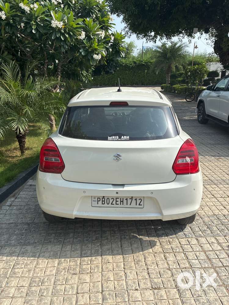 Maruti Suzuki Swift Petrol 2022