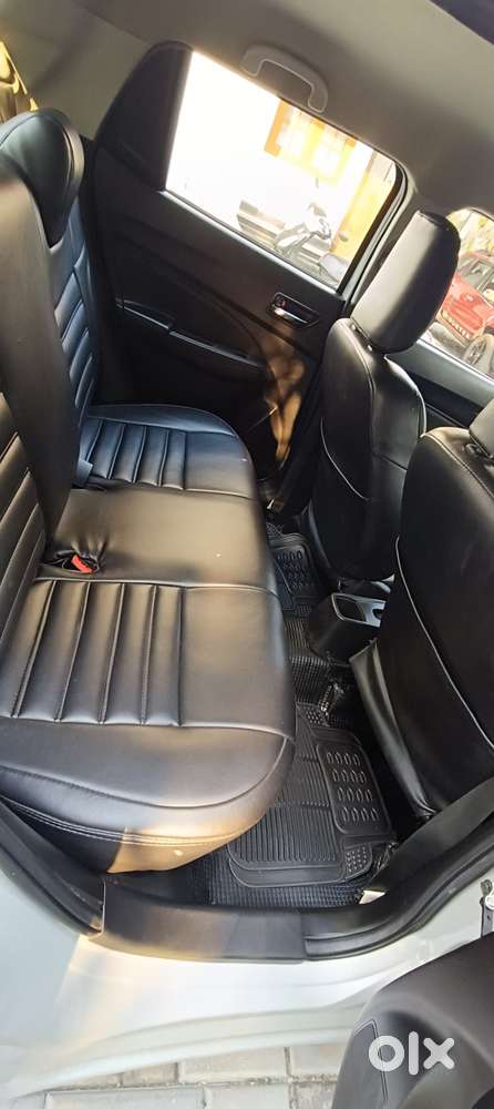 Maruti Suzuki Swift Vxi + Manual, 2022, Petrol