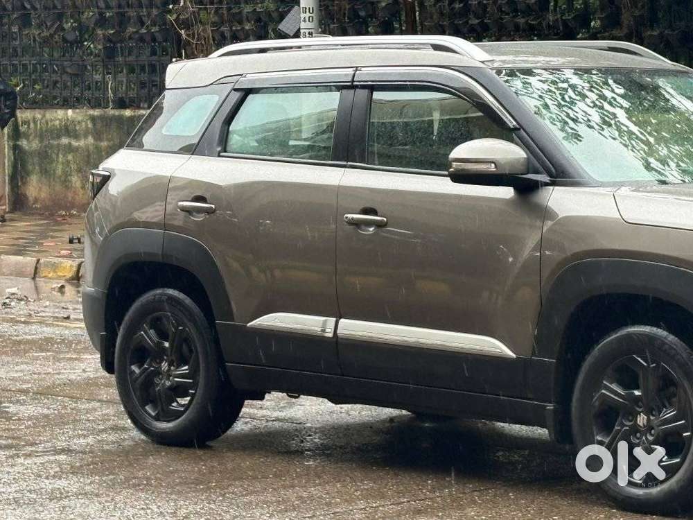 Maruti Suzuki Brezza 1.5 Zxi At Smart Hybrid, 2022, Petrol