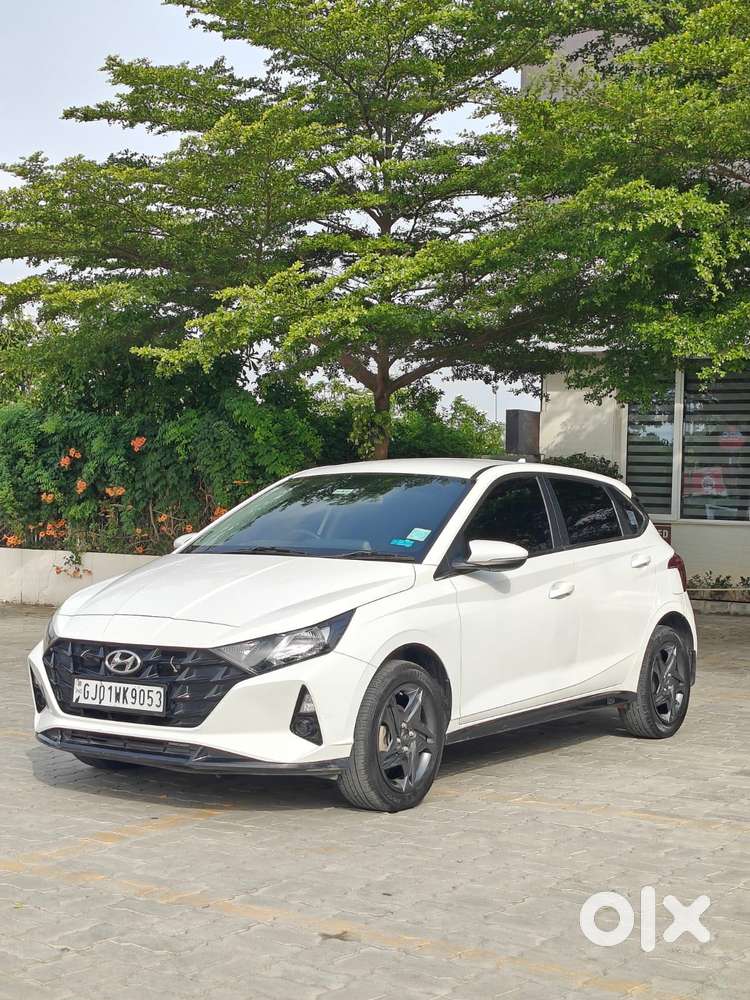 Hyundai I20 Sportz 1.2 Mt, 2023, Petrol