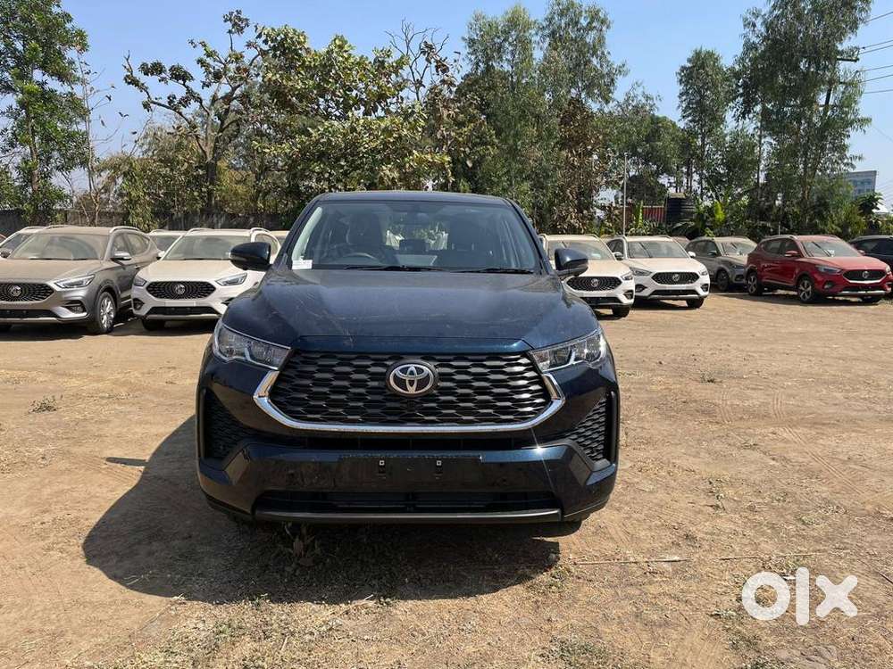 Toyota Innova Hycross, 2025, Electric