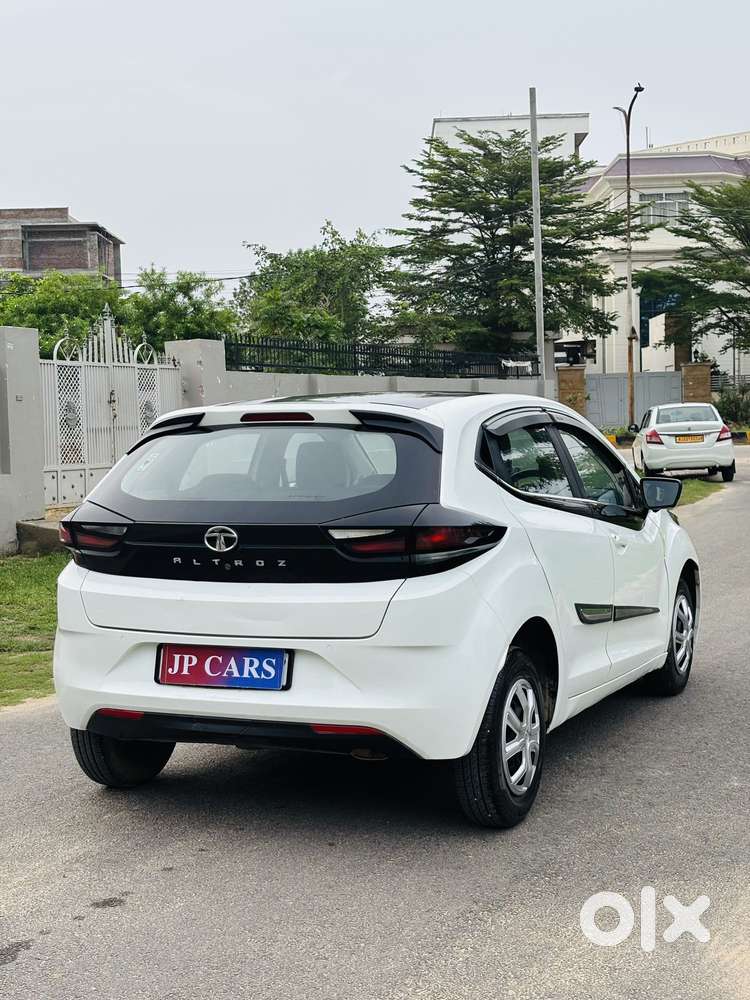 Tata Altroz 1.2 Xe, 2020, Cng & Hybrids