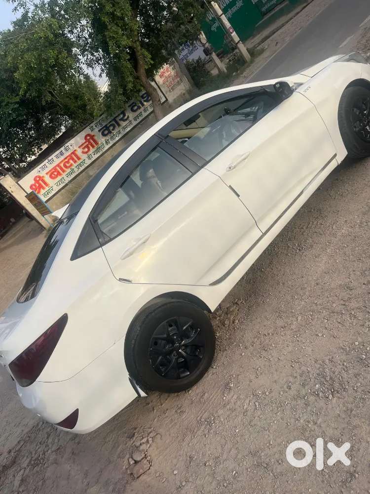 Hyundai Verna 1.6 2015
