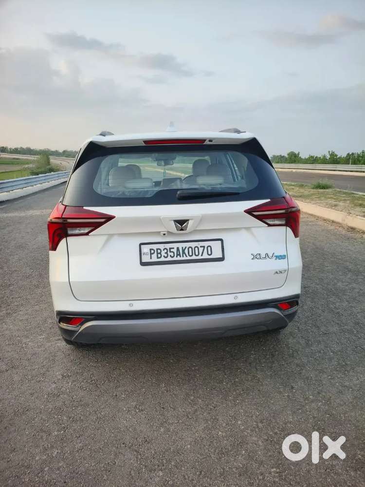 Mahindra Xuv700 Mt 2022/23