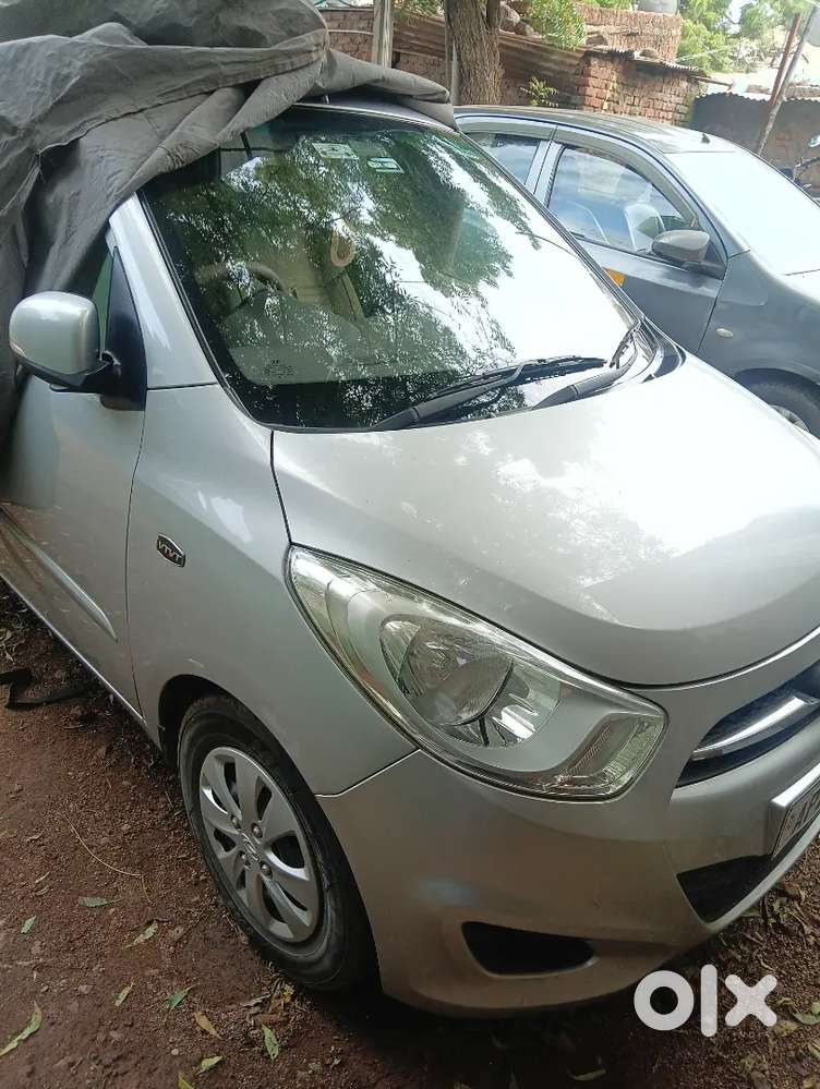 Hyundai I10 Sportz 2010 Car