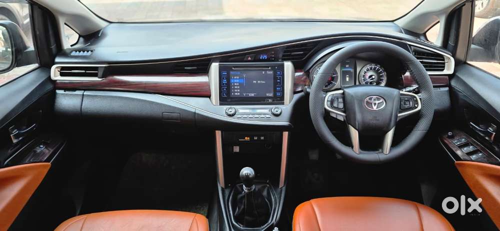 Toyota Innova Crysta 2.4 V, 2017, Diesel