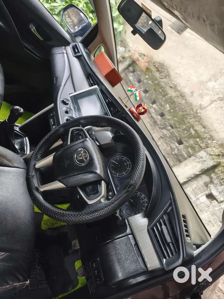 Toyota Innova Crysta Diesel 2021