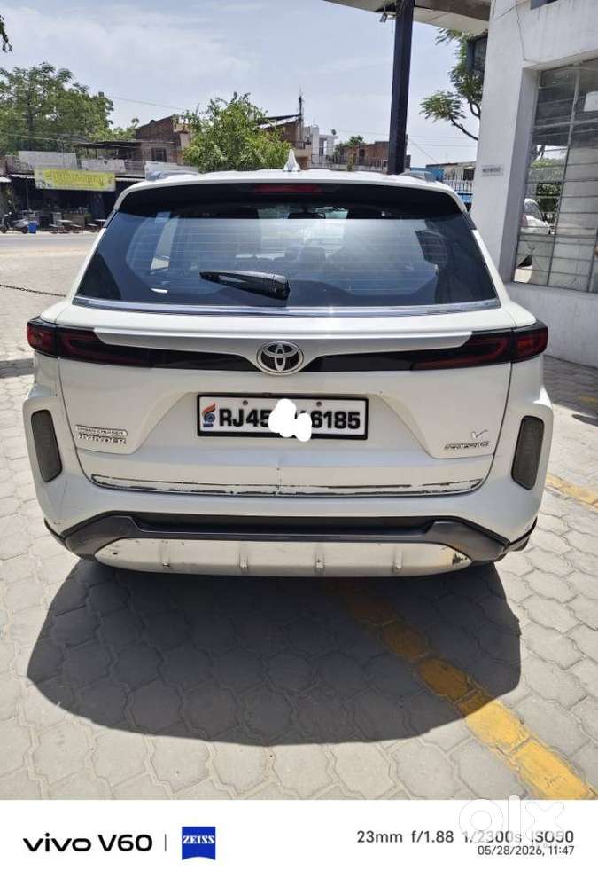 Toyota Urban Cruiser Hyryder 1.5 V Neo Drive At, 2022, Petrol
