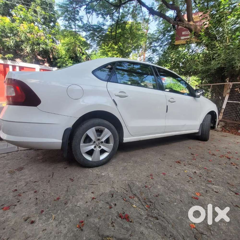 Skoda Rapid 2020 Year Diesel Variant 20 Kmpl Milage