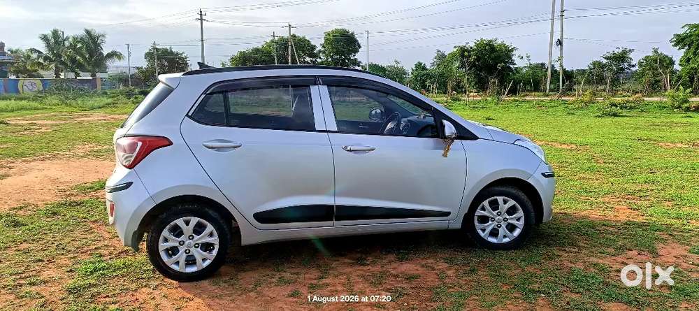 Hyundai Grand I10 Sportz 2016-silent,reliable Engine