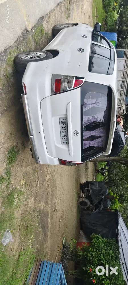 Toyota Innova 2015 Diesel Well Maintained