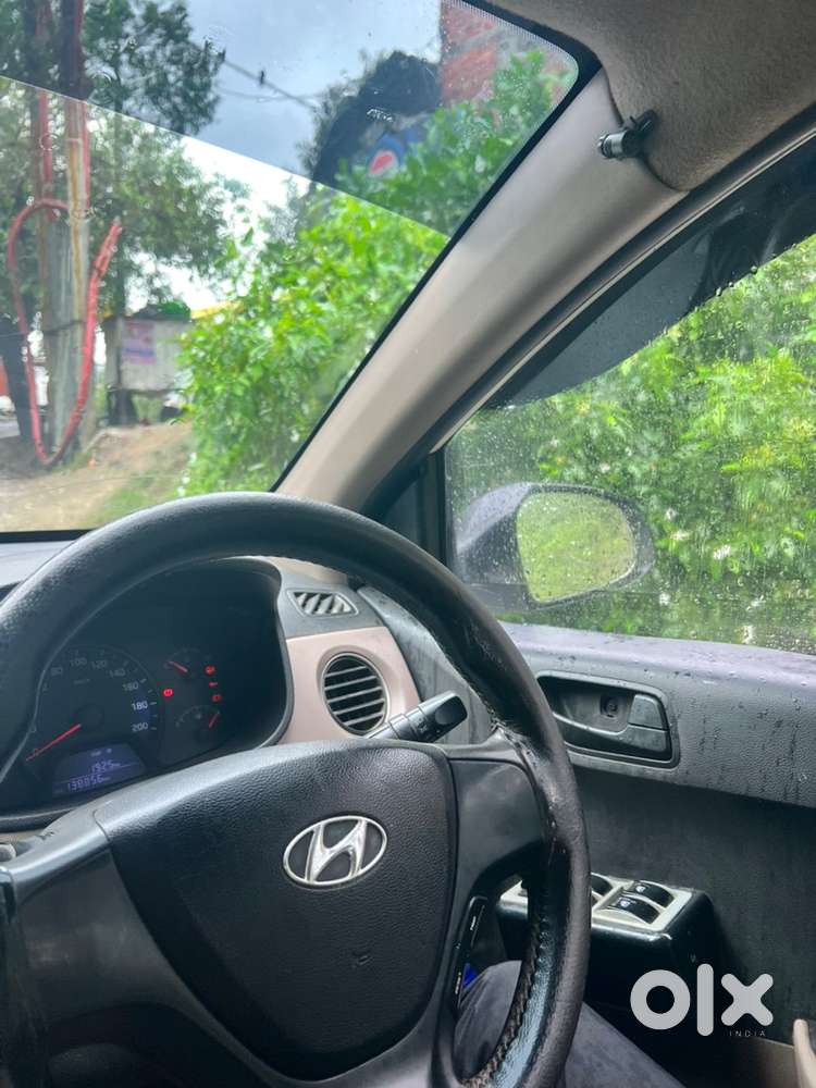 Hyundai Xcent Petrol 2016