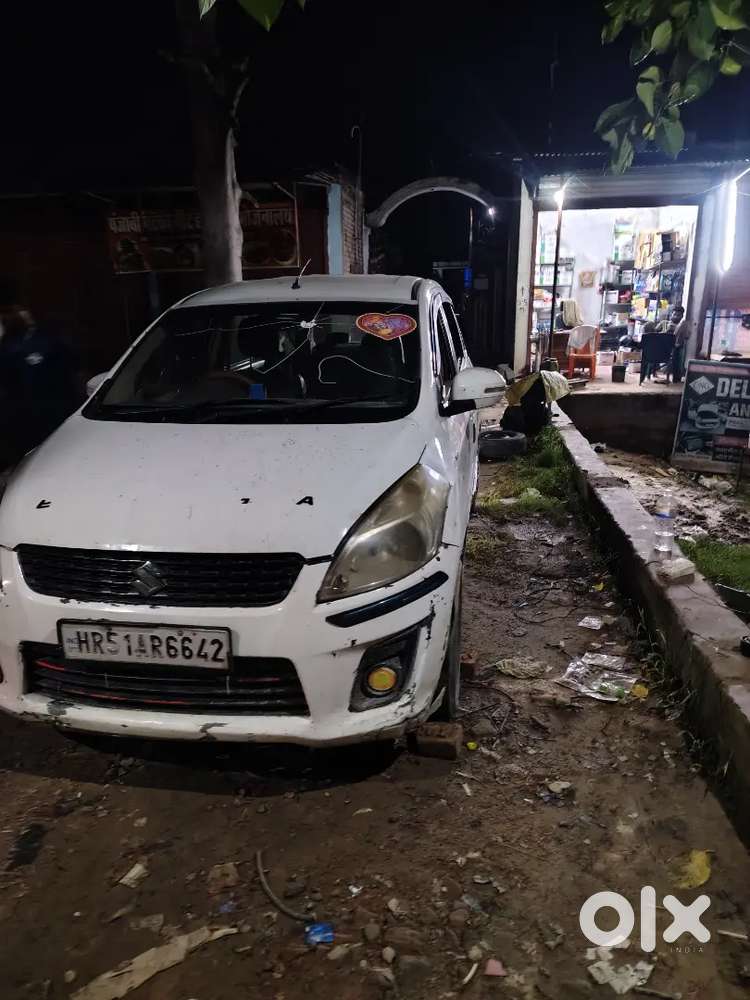 Ertiga Vxi Maruti 2012