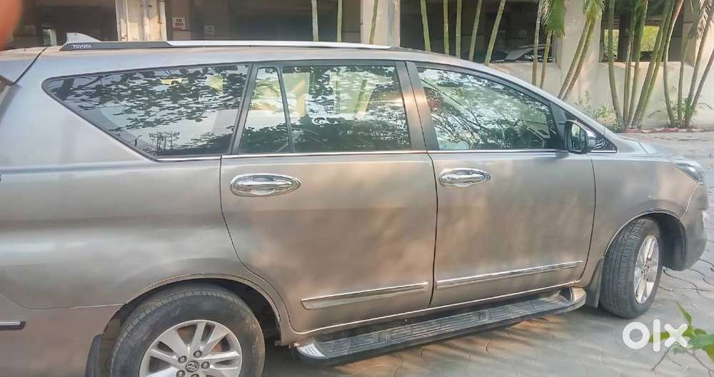Toyota Innova Crysta 2.4 V 7 Str, 2017, Diesel