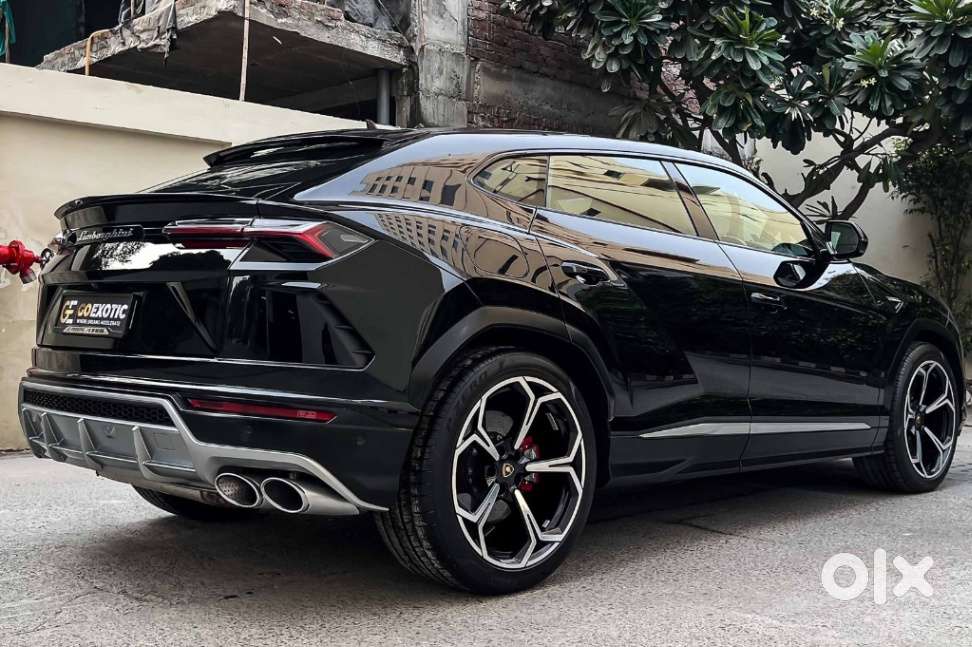 Lamborghini Urus V8, 2021, Petrol