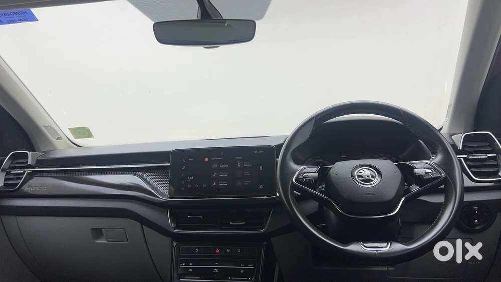 Skoda Kushaq 1.0 Tsi Style, 2022, Petrol