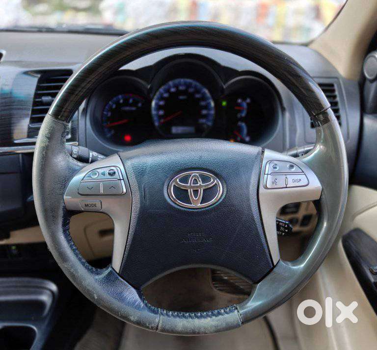 Toyota Fortuner 3.0 4x2 Mt, 2015, Diesel