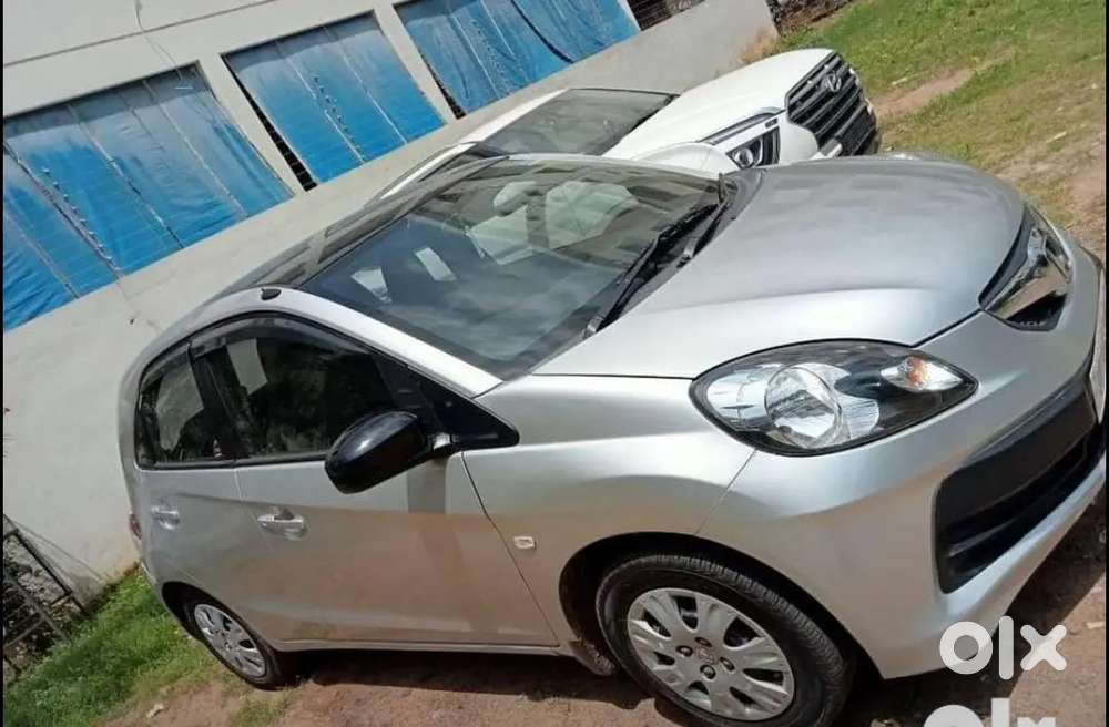Honda Brio Petrol Manual 2012 Car