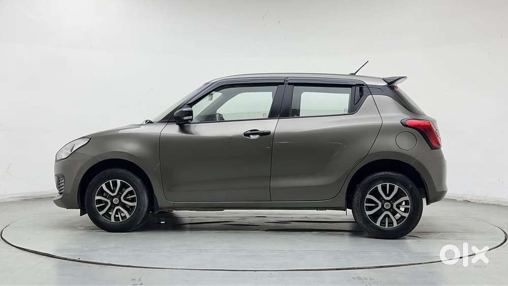 Maruti Suzuki Swift Amt Vvt Vxi, 2022, Petrol