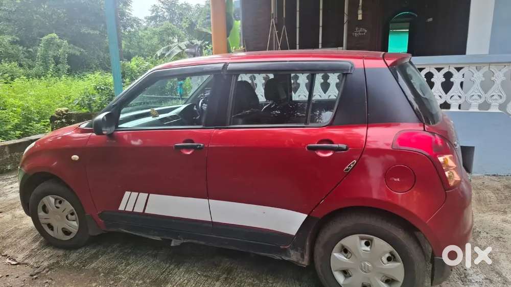 Maruti Suzuki Swift Lxi 2011 Year Car Bs Iv