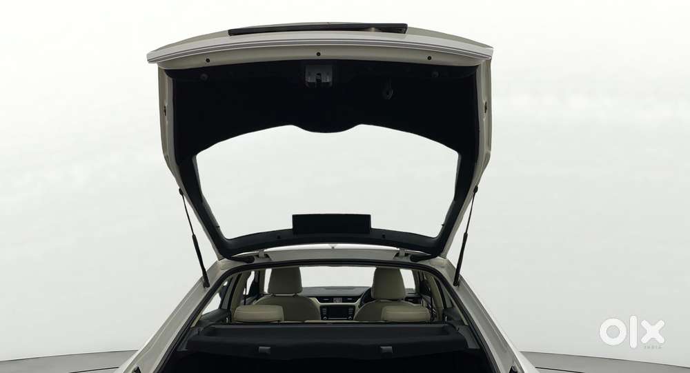 Skoda Octavia 1.8 Tsi At Style Plus, 2017, Petrol
