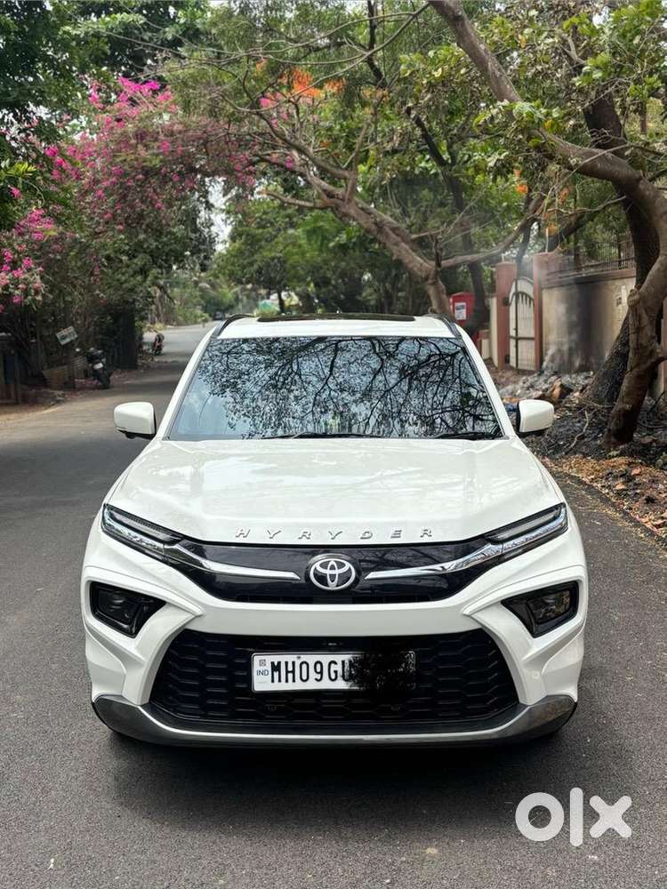 Toyota Urban Cruiser Hyryder 2024 Petrol 22000 Km Driven