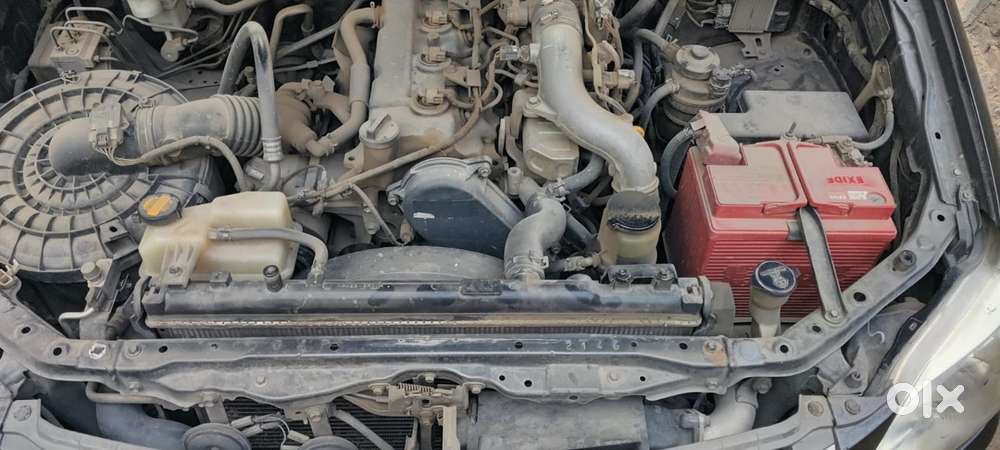 Toyota Innova 2.5v Diesel 2015  8 Seater  Excellent Condition