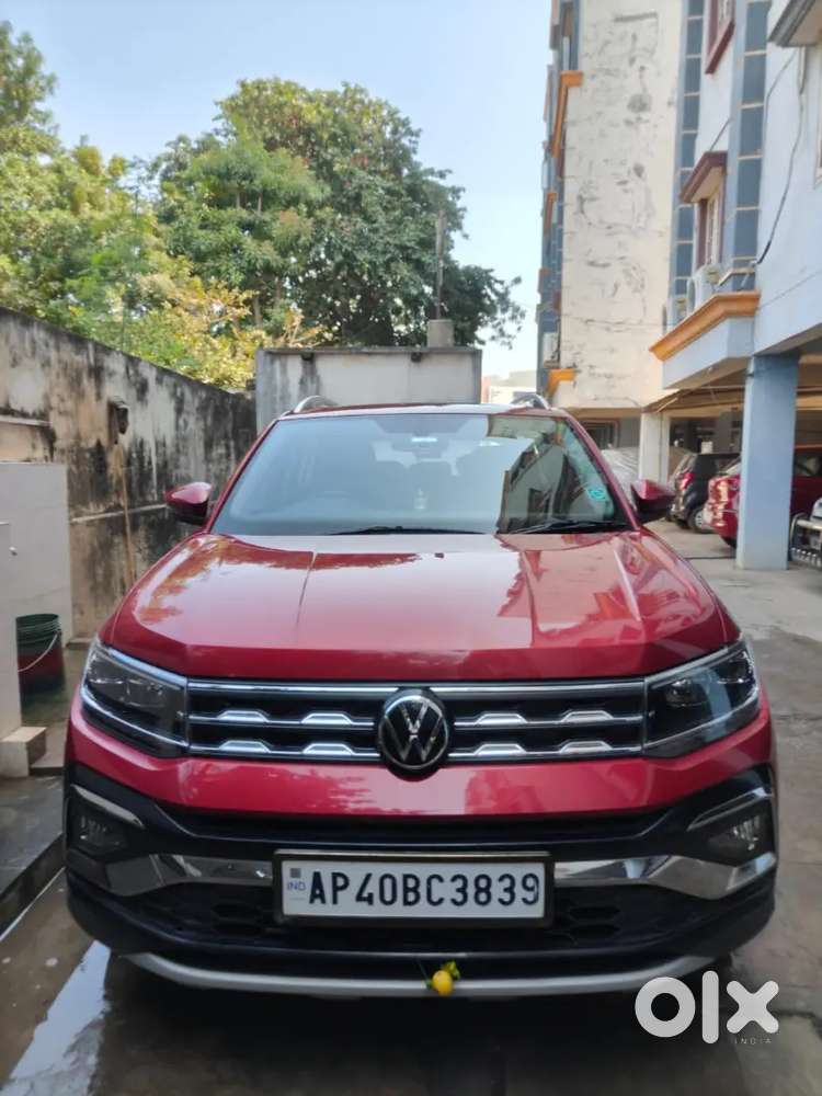 Vw Taigun Topline, Automatic With Beautiful Interiors And Ventilated