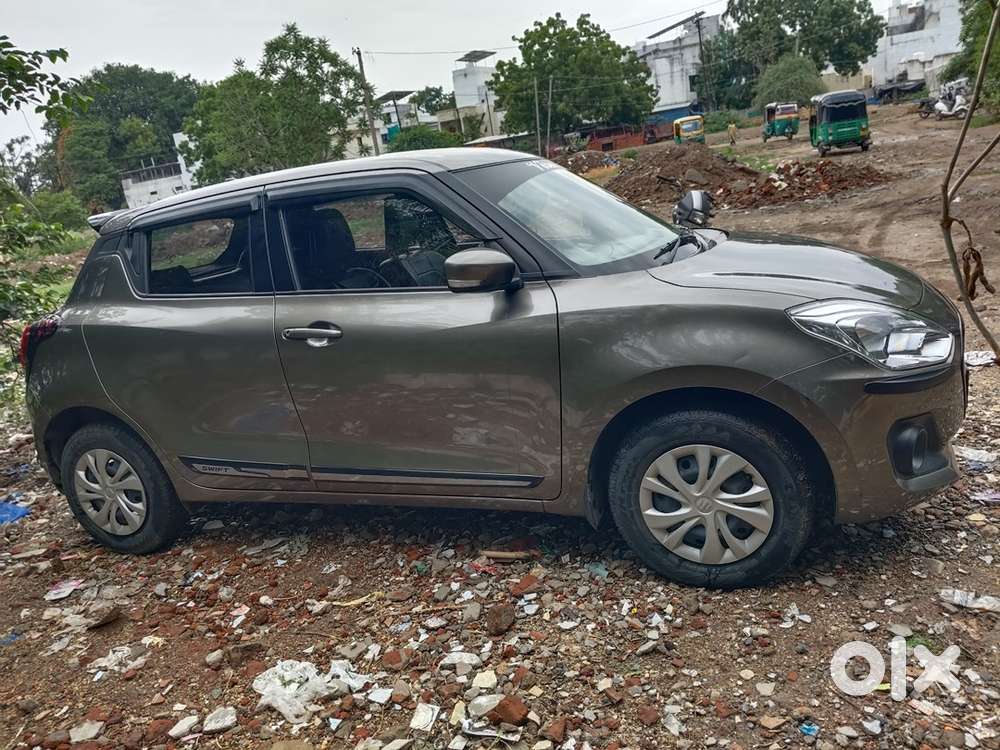 Swift Petrol Manual 2022 Km Driven